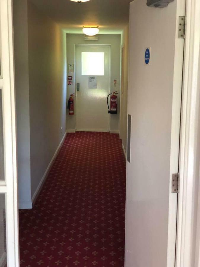 The Holroyd Arms Hotel Guildford Kültér fotó